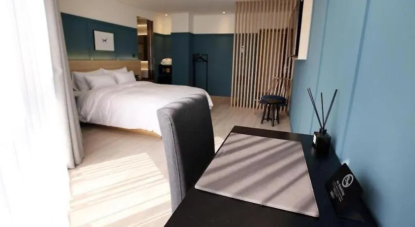 Londoner Hotel Busan 2*,  South Korea