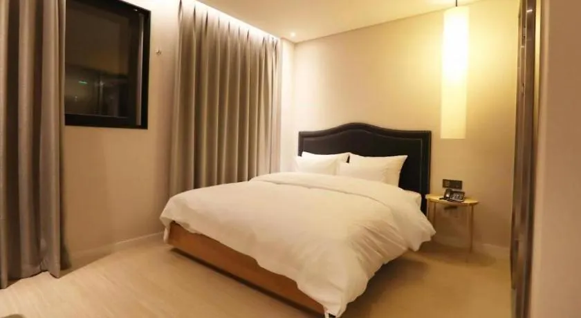 Londoner Hotel Busan Motel