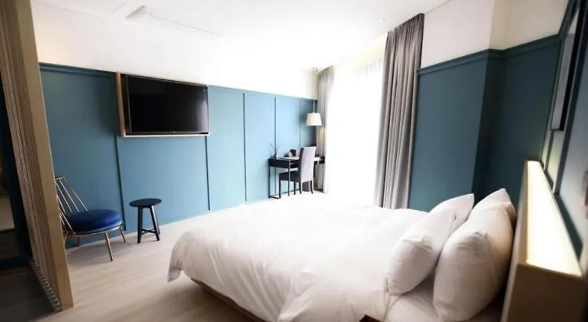 Londoner Hotel Busan Motel