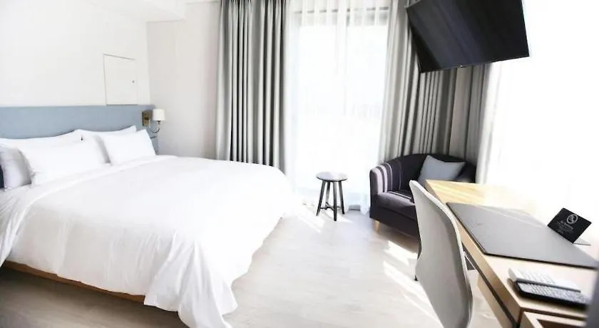 Londoner Hotel Busan 2*,  South Korea