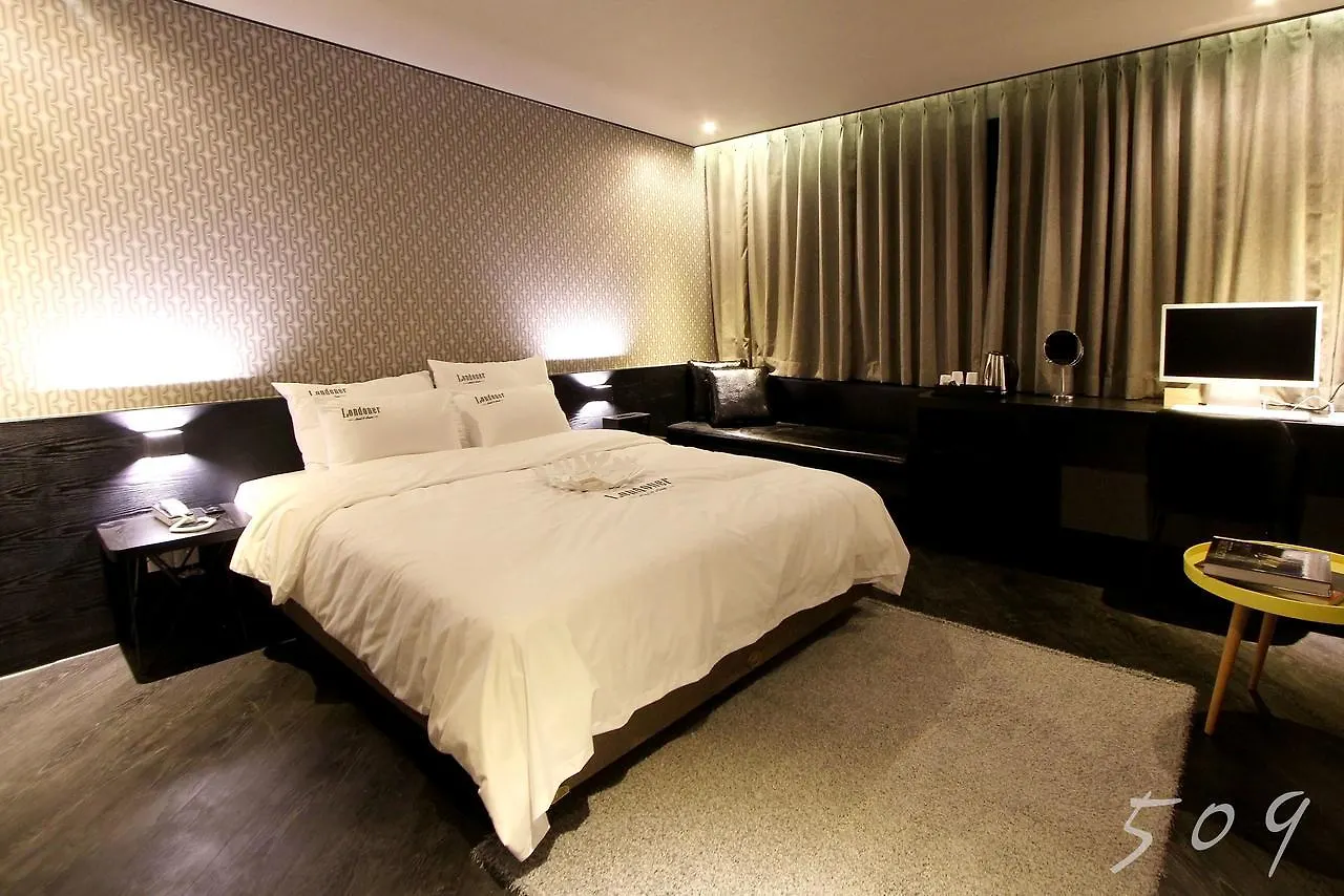 Londoner Hotel Busan Motel