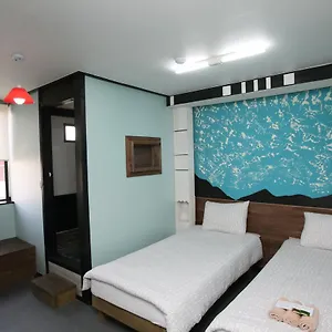 https://art-airport-guesthouse.jejukoreahotels.com
