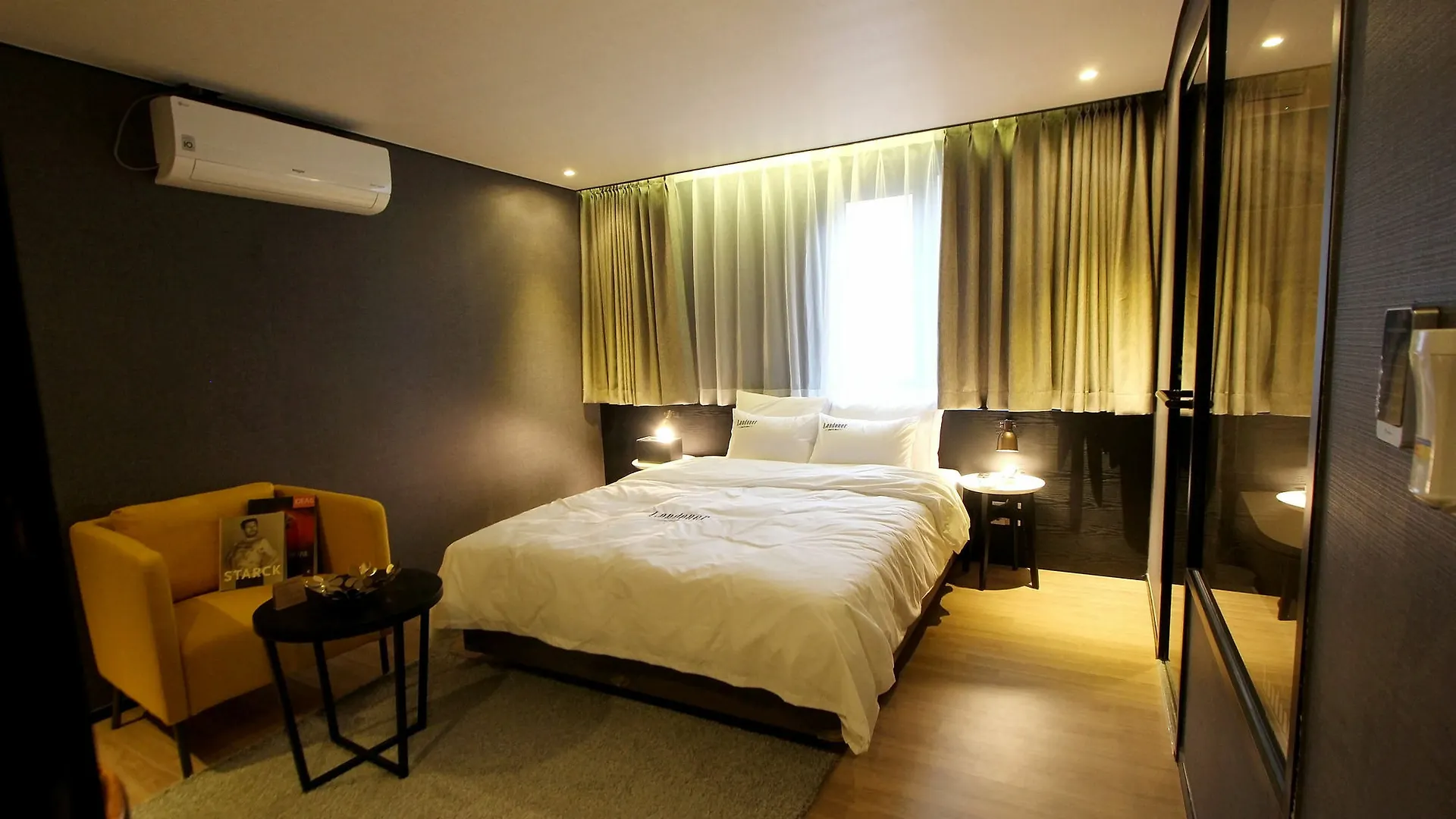 Londoner Hotel Busan South Korea
