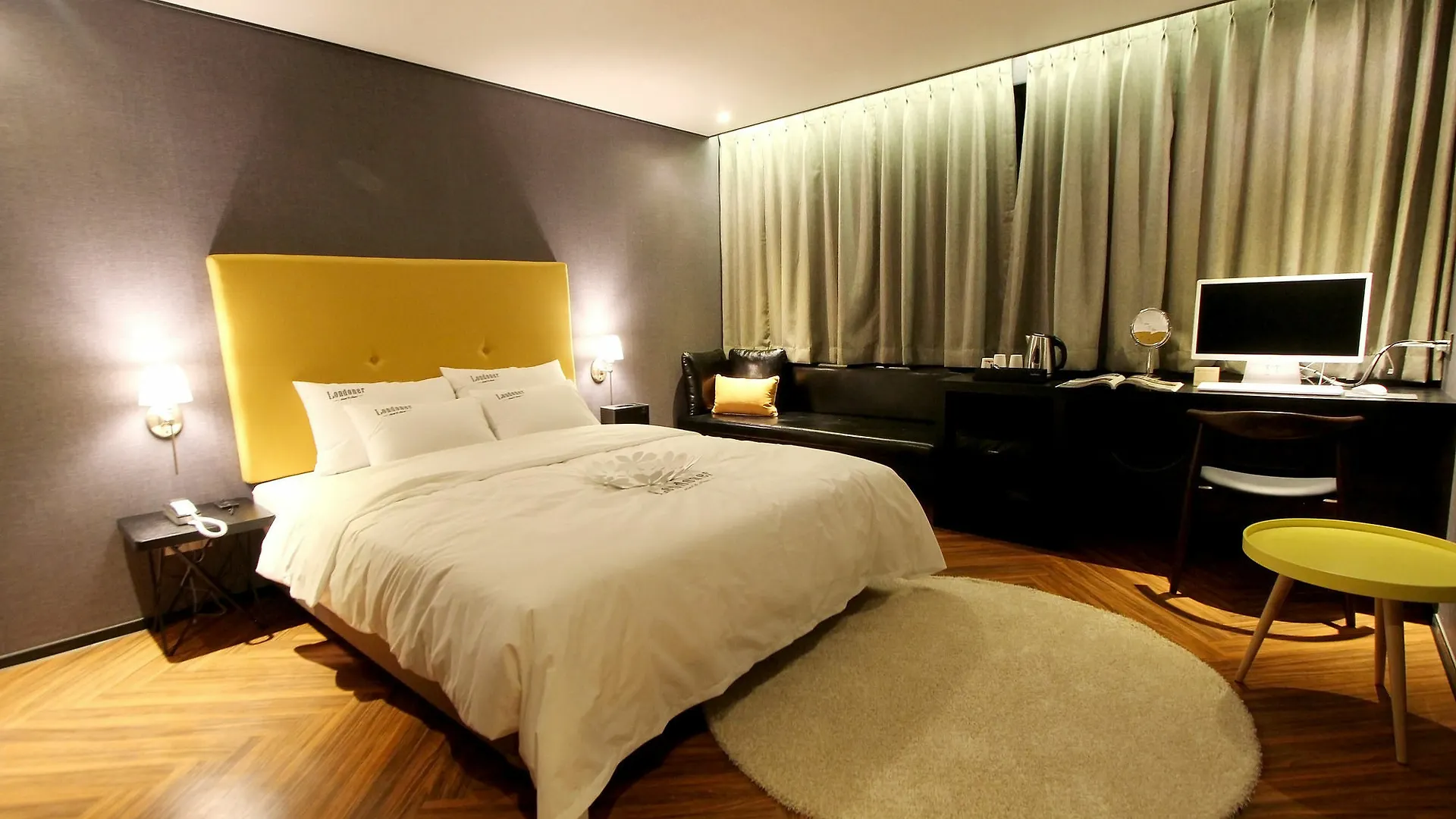 Londoner Hotel Busan Motel