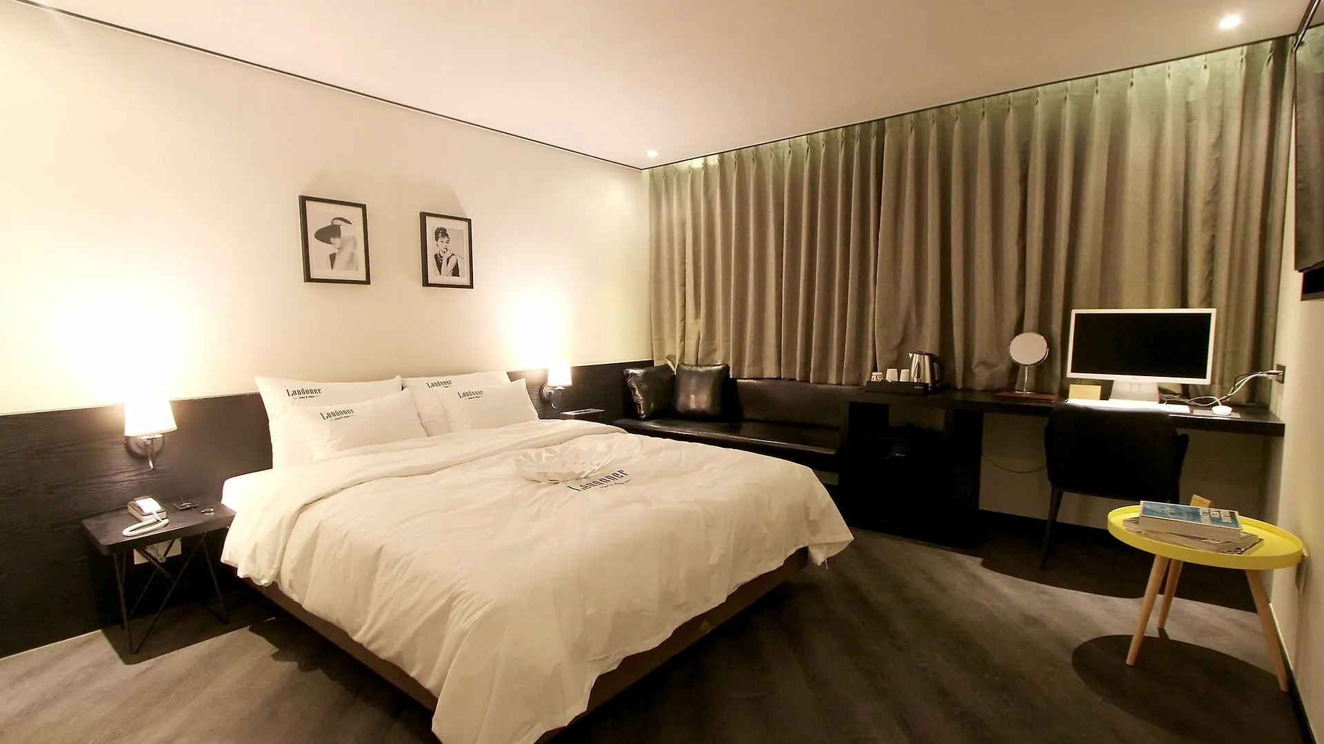 Londoner Hotel Busan 2*,